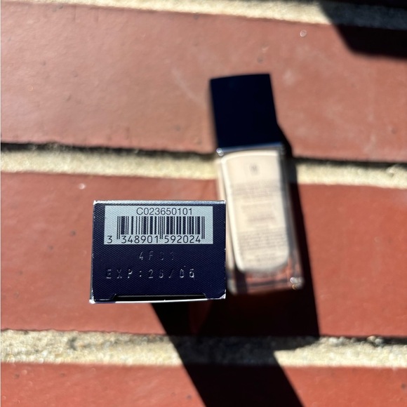 Dior forever glow foundation - Picture 4 of 4